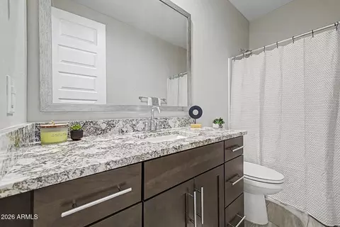 Bath - 2250 E Citadel Dr, Gilbert, AZ 85298 photo 2 of 2