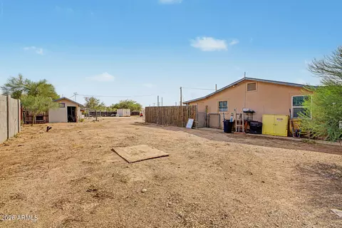 Exterior - 2353 W Ohio St, Apache Junction, AZ 85120 photo 10 of 11