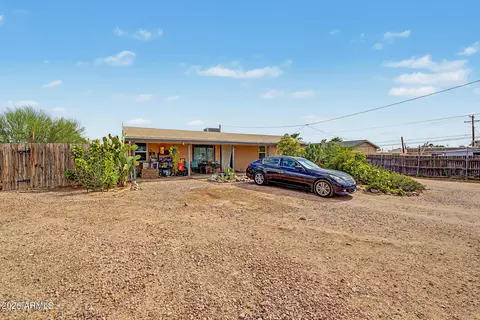 Exterior - 2353 W Ohio St, Apache Junction, AZ 85120 photo 5 of 11