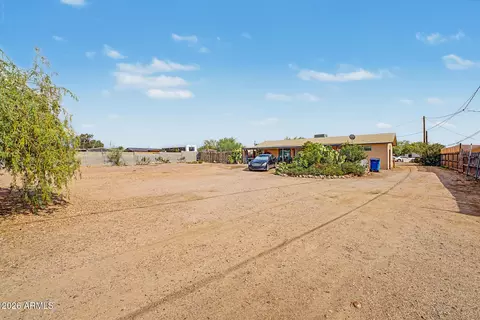 Exterior - 2353 W Ohio St, Apache Junction, AZ 85120 photo 4 of 11
