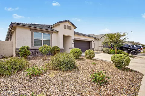 Exterior - 9918 S Holandes Dr, Apache Junction, AZ 85120 photo 3 of 10
