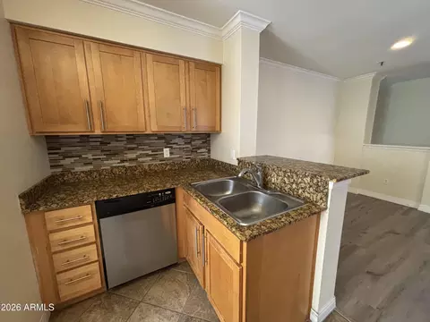 Kitchen - 2025 E Campbell Ave #335, Phoenix, AZ 85016 photo 1 of 1