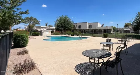 Exterior - 925 E Lodge Dr, Tempe, AZ 85283 photo 5 of 6