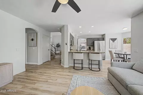 2224 E Morrow Dr, Phoenix, AZ 85024 photo 9
