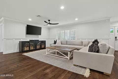 Living - 4231 E Weldon Ave, Phoenix, AZ 85018 photo 1 of 1