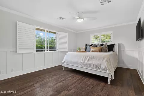 Bedroom - 4231 E Weldon Ave, Phoenix, AZ 85018 photo 1 of 2