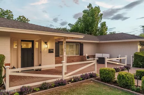 Exterior - 4231 E Weldon Ave, Phoenix, AZ 85018 photo 2 of 10