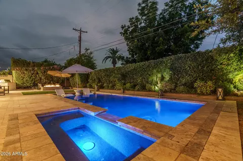 Exterior - 4231 E Weldon Ave, Phoenix, AZ 85018 photo 5 of 10