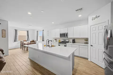 Kitchen - 9415 E Steno Ave, Mesa, AZ 85212 photo 1 of 3