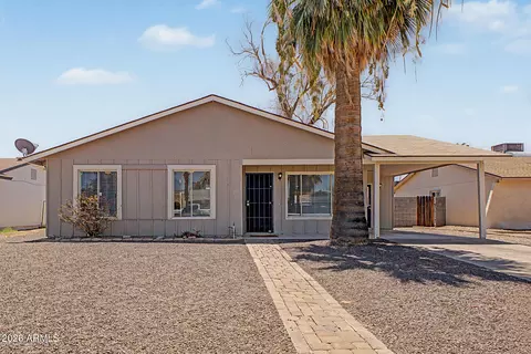 Exterior - 4107 E Nancy Ln, Phoenix, AZ 85042 photo 2 of 9