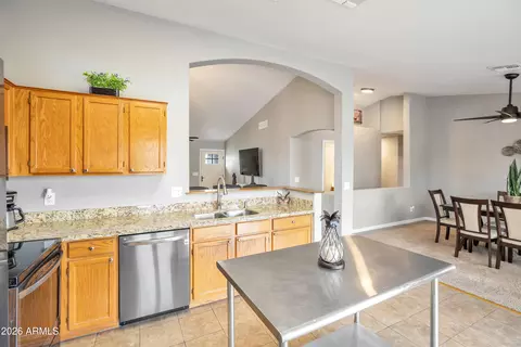 Kitchen - 2348 E Stottler Dr, Gilbert, AZ 85296 photo 2 of 3