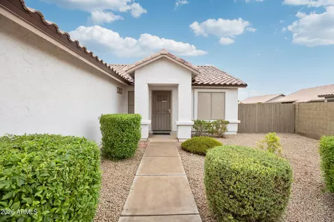 Exterior - 2348 E Stottler Dr, Gilbert, AZ 85296 photo 2 of 10