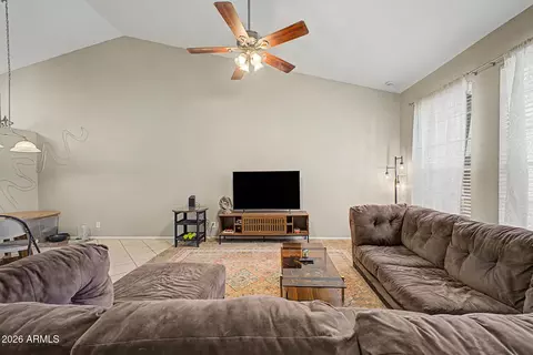118 N Heritage Dr, Gilbert, AZ 85234 photo 7