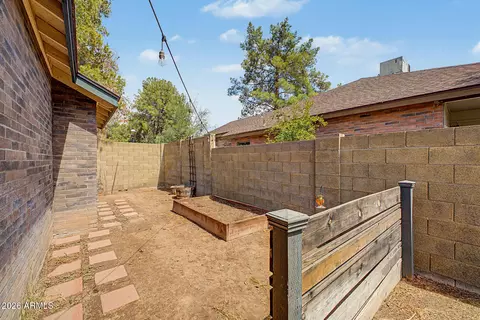 118 N Heritage Dr, Gilbert, AZ 85234 photo 25