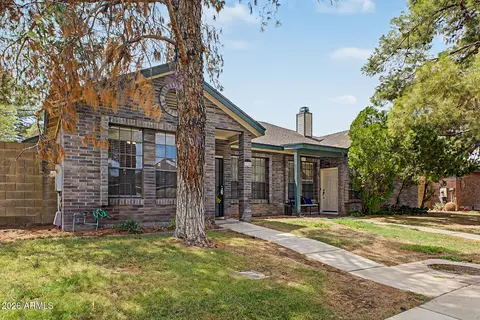 118 N Heritage Dr, Gilbert, AZ 85234 photo 6