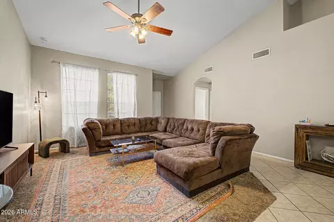 118 N Heritage Dr, Gilbert, AZ 85234 photo 8