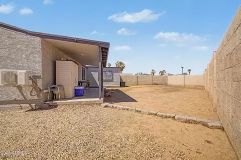 Exterior - 10526 W Devonshire Ave, Phoenix, AZ 85037 photo 3 of 4