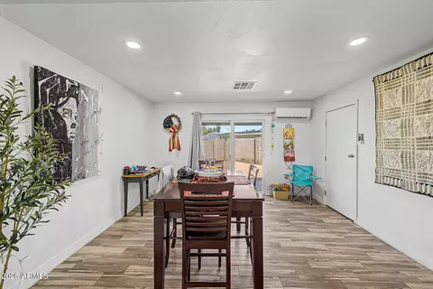 Dining - 10526 W Devonshire Ave, Phoenix, AZ 85037 photo 1 of 2
