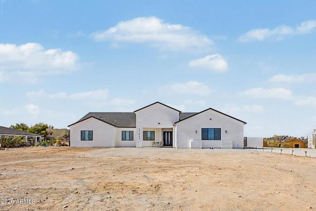 33634 W Earll Dr, Tonopah, AZ 85354