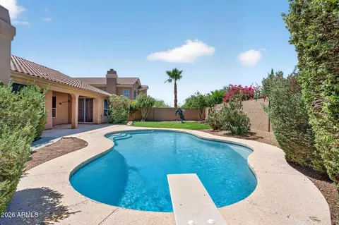 Exterior - 14206 S 12th Pl, Phoenix, AZ 85048 photo 5 of 10