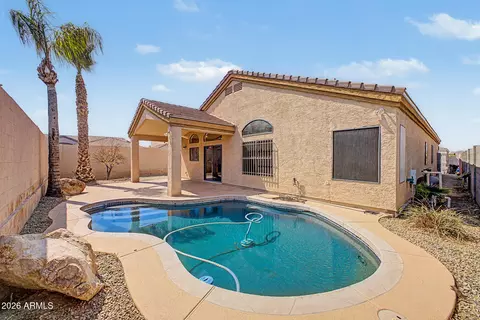 Exterior - 2103 E Wahalla Ln, Phoenix, AZ 85024 photo 5 of 10