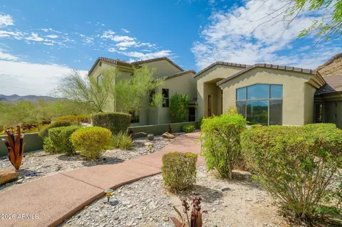 Exterior - 2329 E Hatcher Rd, Phoenix, AZ 85028 photo 1 of 4