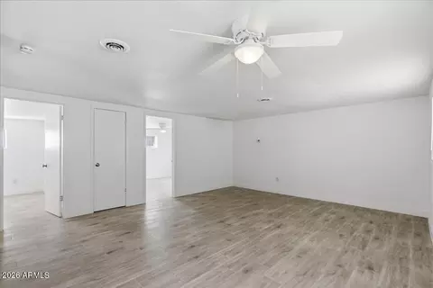 Living - 451 E 10th Ave, Apache Junction, AZ 85119 photo 2 of 4