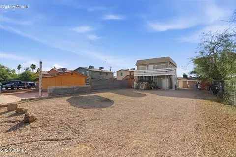 Exterior - 451 E 10th Ave, Apache Junction, AZ 85119 photo 1 of 4