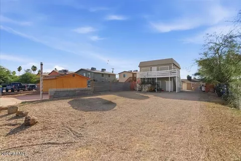 Exterior - 451 E 10th Ave, Apache Junction, AZ 85119 photo 1 of 4