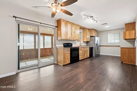 Kitchen - 1281 S Delaware Dr, Apache Junction, AZ 85120 photo 3 of 3