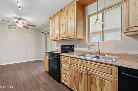 Kitchen - 1281 S Delaware Dr, Apache Junction, AZ 85120 photo 1 of 3