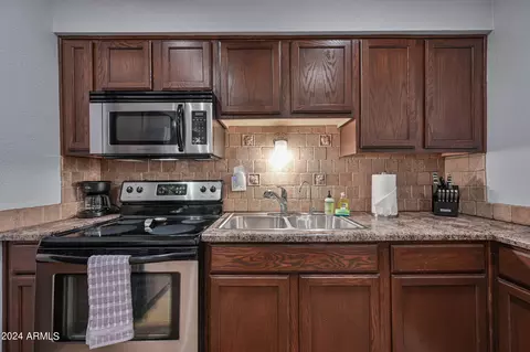 357 E Thomas Rd #A208, Phoenix, AZ 85012 photo 8