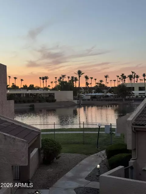 10828 N Biltmore Dr #154, Phoenix, AZ 85029