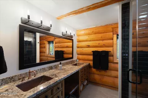 Bath - 3172 N Jan Trl, Pine, AZ 85544 photo 2 of 5