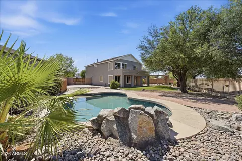 Exterior - 2521 E Dublin Ct, Gilbert, AZ 85295 photo 4 of 11