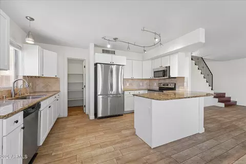 Kitchen - 2521 E Dublin Ct, Gilbert, AZ 85295 photo 1 of 3