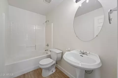Bath - 2521 E Dublin Ct, Gilbert, AZ 85295 photo 1 of 4