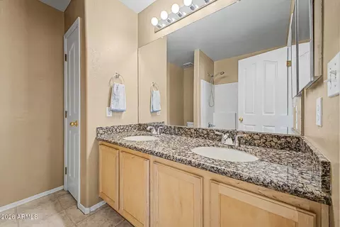 Bath - 436 W Gary Ave, Gilbert, AZ 85233 photo 2 of 3