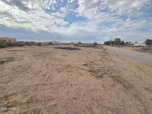 336 W Broadway Rd #M, Tonopah, AZ 85354