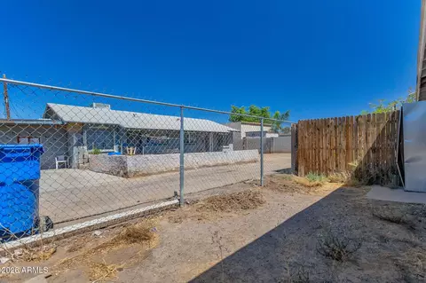 Exterior - 110 N 33rd Ave, Phoenix, AZ 85009 photo 3 of 5