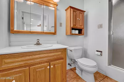 Bath - 3101 E Mariposa St, Phoenix, AZ 85016 photo 4 of 4