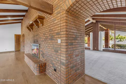 Entry Way - 1821 Elliot Rd, Gilbert, AZ 85234 photo 7 of 12