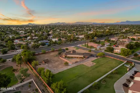 View/Area - 1821 Elliot Rd, Gilbert, AZ 85234 photo 4 of 9