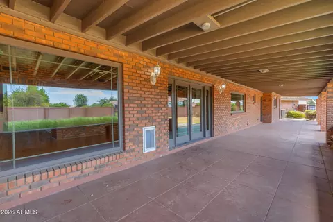 Exterior - 1821 Elliot Rd, Gilbert, AZ 85234 photo 4 of 13