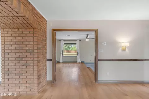 Entry Way - 1821 Elliot Rd, Gilbert, AZ 85234 photo 4 of 12