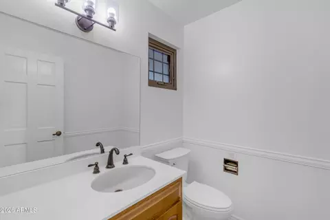 Bath - 1821 Elliot Rd, Gilbert, AZ 85234 photo 10 of 10