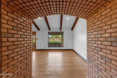 Entry Way - 1821 Elliot Rd, Gilbert, AZ 85234 photo 5 of 12