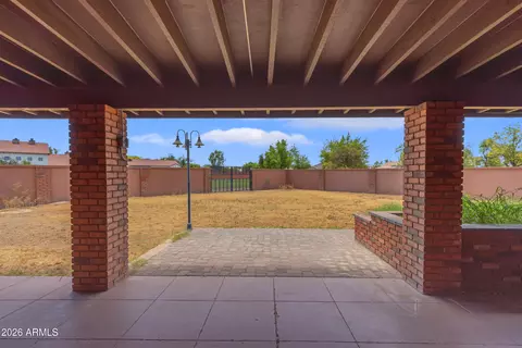 Exterior - 1821 Elliot Rd, Gilbert, AZ 85234 photo 6 of 13