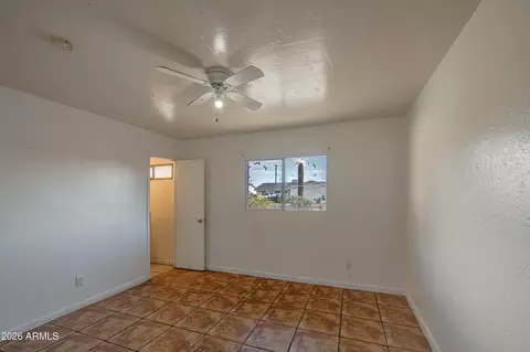 Bedroom - 7922 W Earll Dr, Phoenix, AZ 85033 photo 1 of 4
