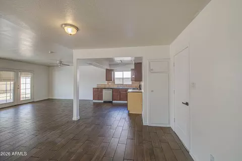 Living - 7922 W Earll Dr, Phoenix, AZ 85033 photo 1 of 2